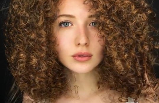 Завивка волос локонами от Bianca Lux