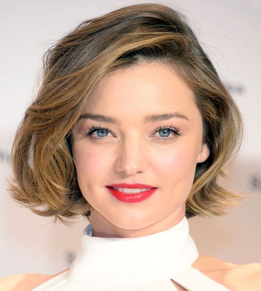 У Miranda Kerr новая стрижка!