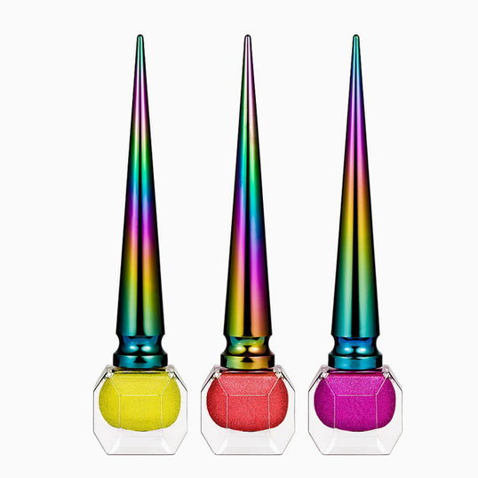 «Бензиновые» лаки от Christian Louboutin