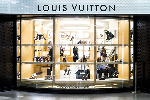 Louis Vuitton и H&M в списке Forbes