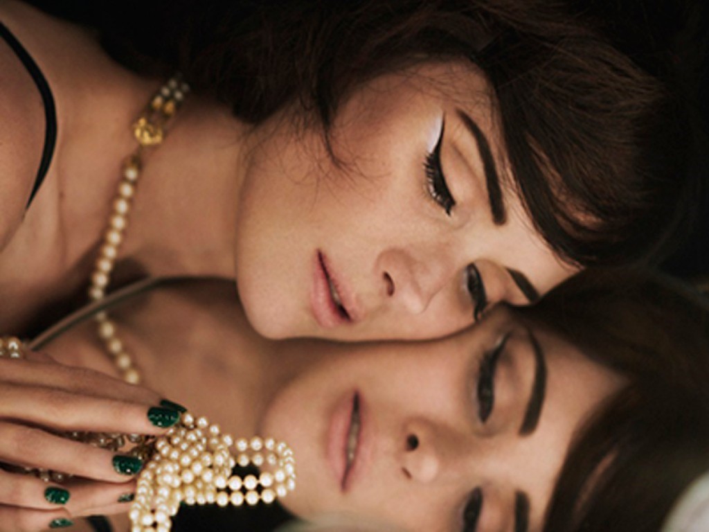 Winona Ryder лицо косметической линии Marc Jacobs
